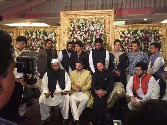 Selfie-King Ahmed Shahzad got hitched this weekend (11)