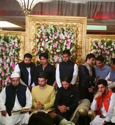 Selfie-King Ahmed Shahzad got hitched this weekend (21)
