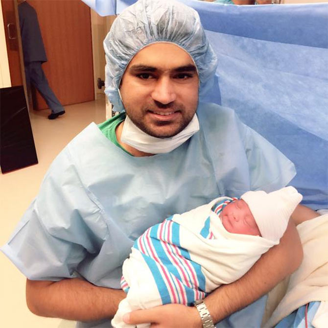 Veena Malik gives birth to a baby girl (2)