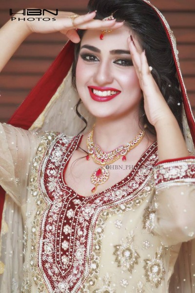 The Gorgeous and Beautiful Sarah Khan. She looks exquisite in Bridal Wear (4)