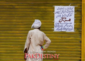 PM Khan urged to wake to ground realities of Pakistan,traders strike